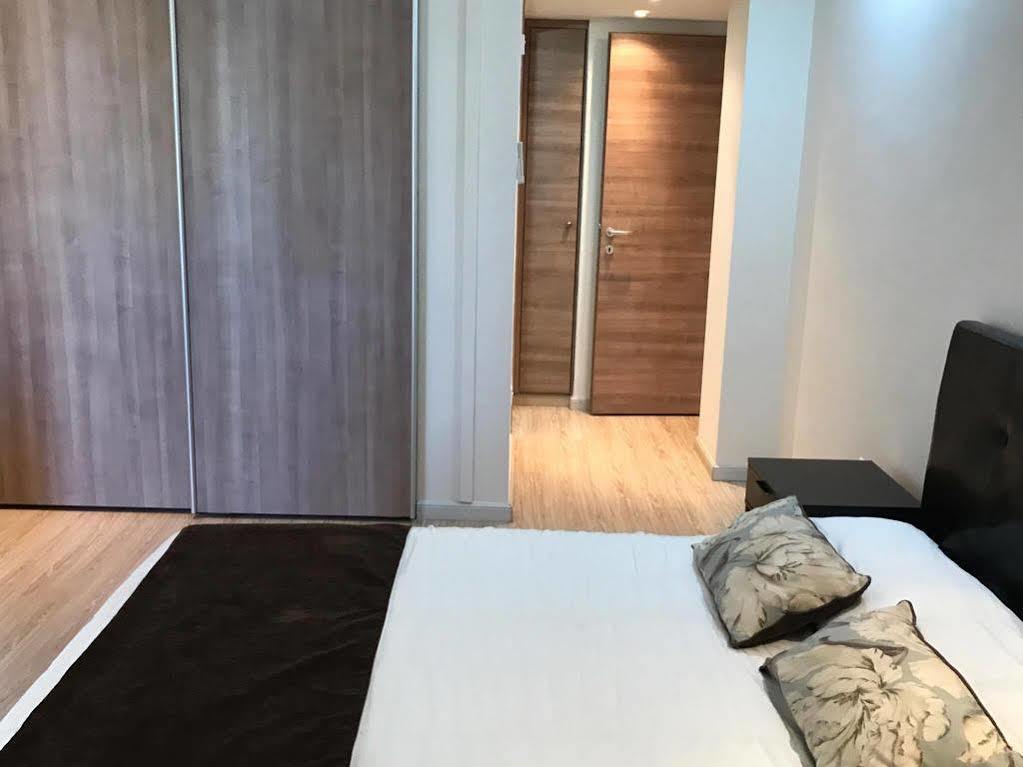 Zavos Marathon Beach Apartments Лімасол Екстер'єр фото